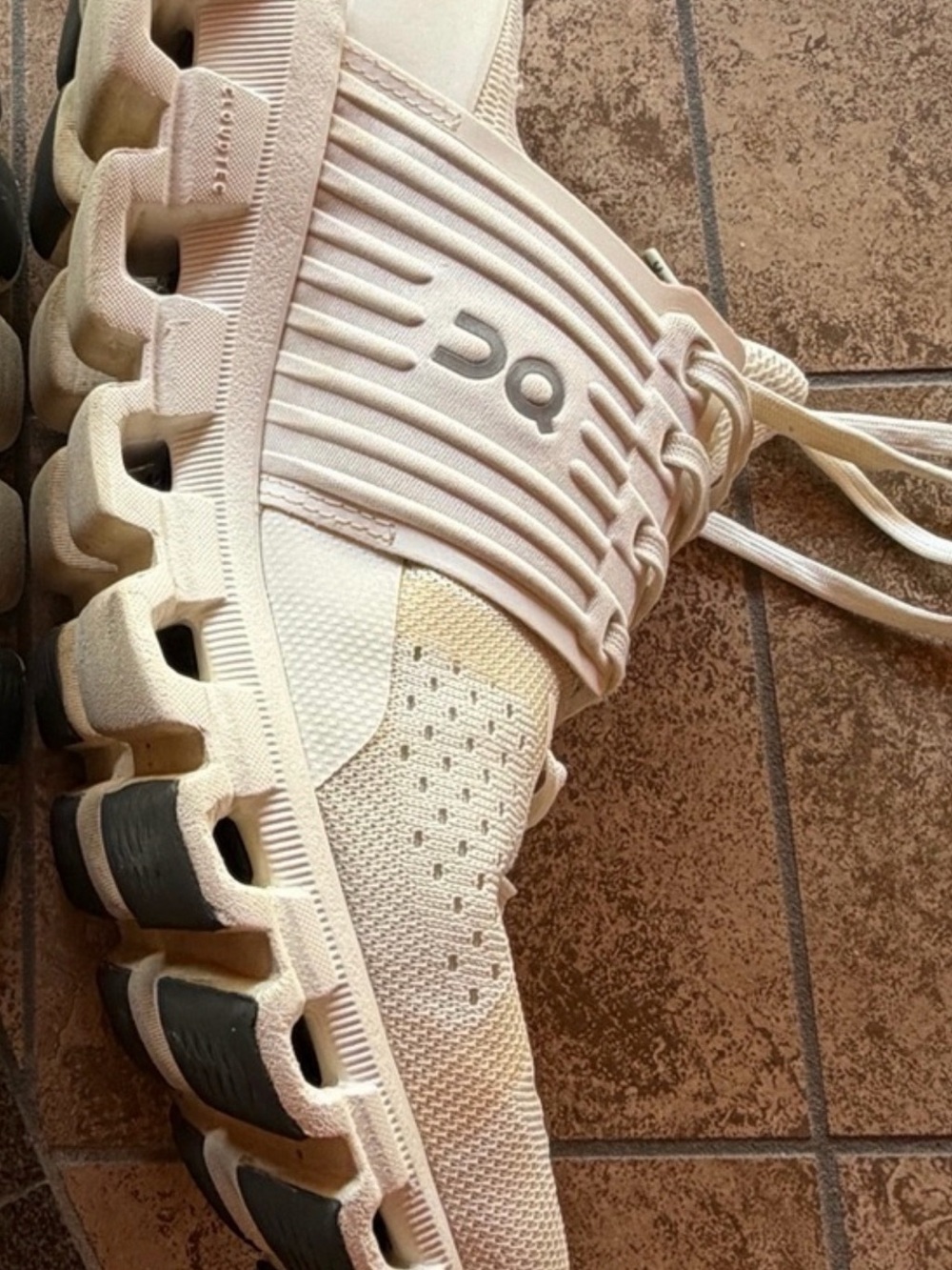 On Cloud  CloudSwift/Running Men's Athletic Shoes - Picture 9 of 9